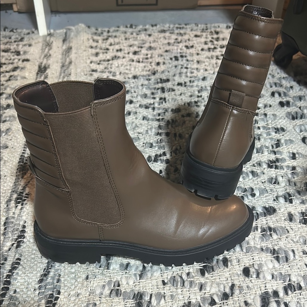 GAP Brown Ankle Boots
